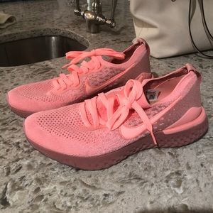Nike Epic React- DO NOT BUY. SOLD ON ANOTHER APP